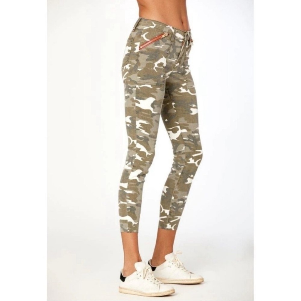 Etienne Marcel Spring Camo Camouflage Red Zipper Raw Hem Moto Jeans